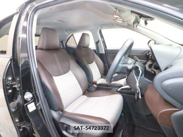 Toyota YARIS CROSS 2021-02 8076291-3