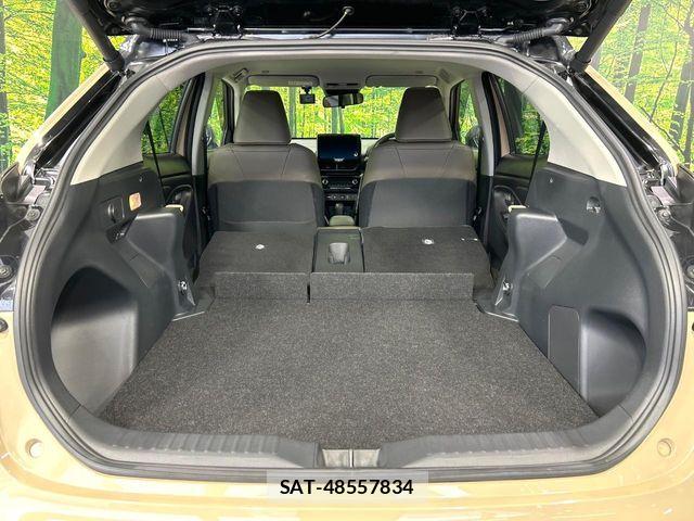 Toyota YARIS CROSS 2025-06 8076283-9