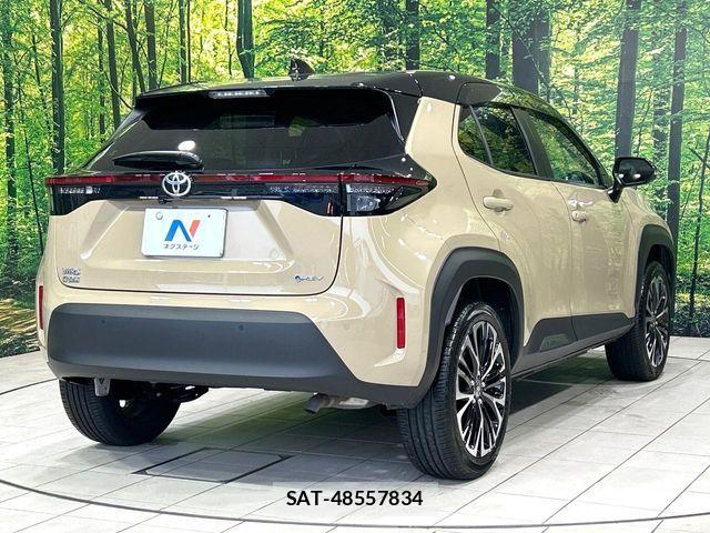 Toyota YARIS CROSS 2025-06 8076283-16