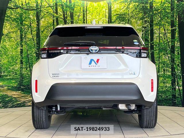 Toyota YARIS CROSS 2021-03 8076289-14
