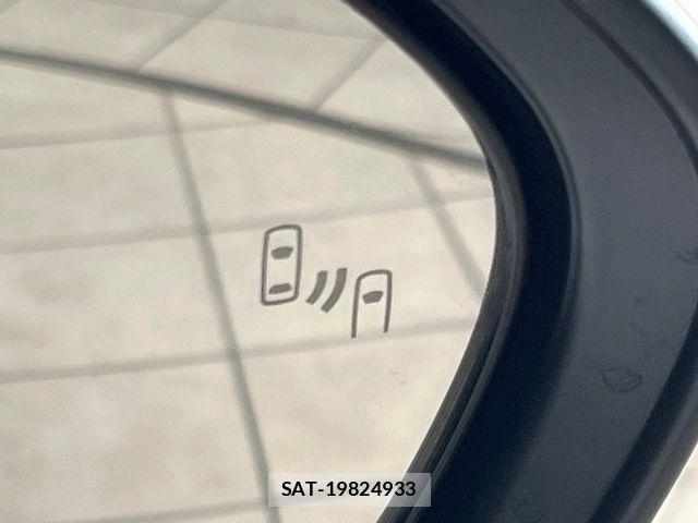 Toyota YARIS CROSS 2021-03 8076289-6