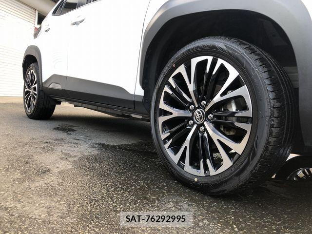 Toyota YARIS CROSS 2025-10 8102972-13