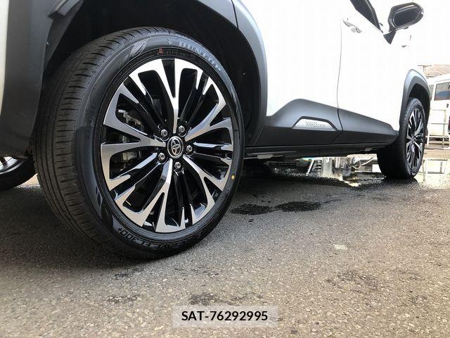 Toyota YARIS CROSS 2025-10 8102972-14