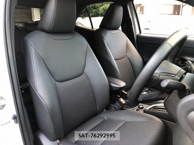 Toyota YARIS CROSS 2025-10 8102972-17