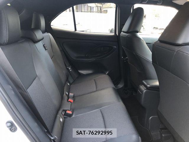 Toyota YARIS CROSS 2025-10 8102972-18