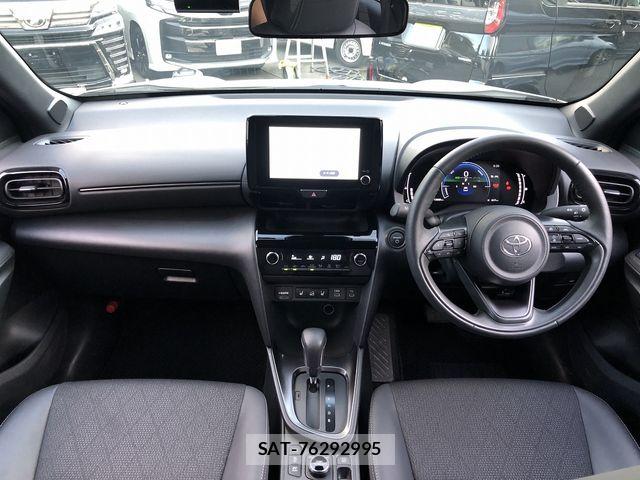Toyota YARIS CROSS 2025-10 8102972-2
