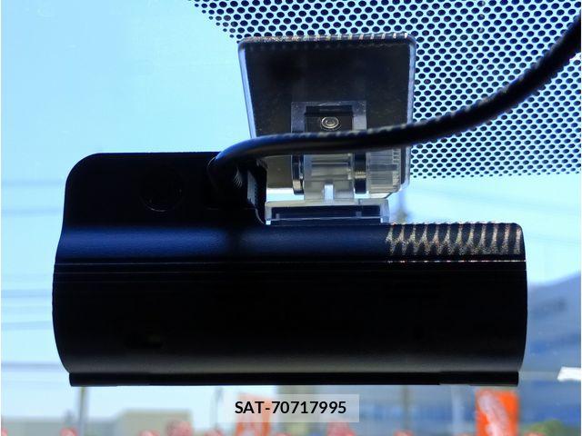 Toyota YARIS CROSS 2025-10 8102971-12