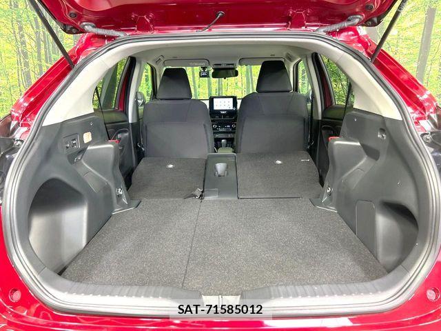 Toyota YARIS CROSS 2024-02 8102978-11
