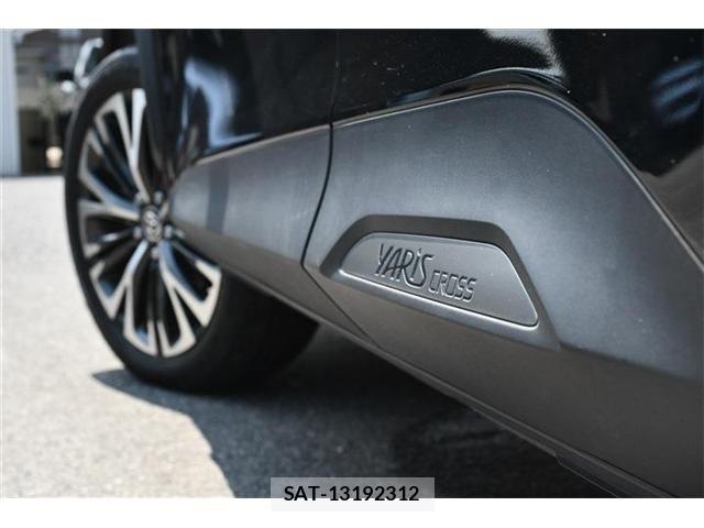 Toyota YARIS CROSS 2022-10 8102982-7