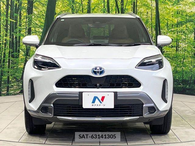 Toyota YARIS CROSS 2023-12 8102973-13