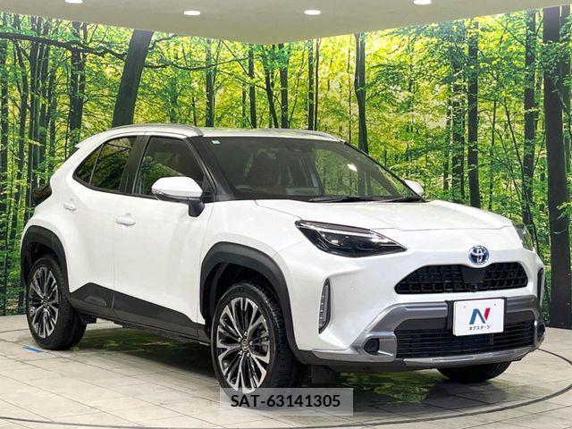 Toyota YARIS CROSS 2023-12 8102973-15