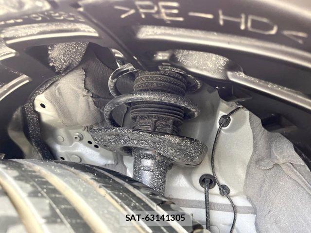 Toyota YARIS CROSS 2023-12 8102973-19