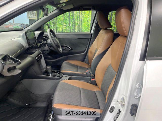 Toyota YARIS CROSS 2023-12 8102973-7