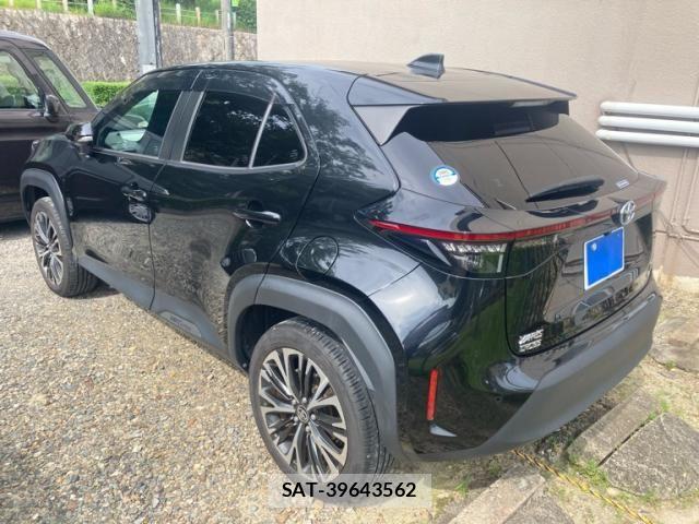 Toyota YARIS CROSS 2023-11 8102979-2