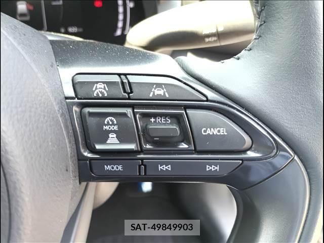 Toyota YARIS CROSS 2025-10 8102975-11