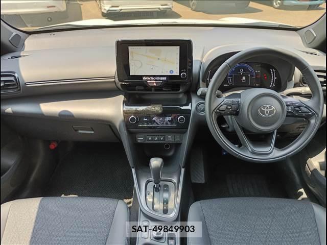 Toyota YARIS CROSS 2025-10 8102975-2