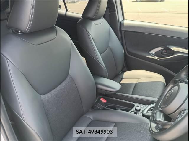 Toyota YARIS CROSS 2025-10 8102975-8