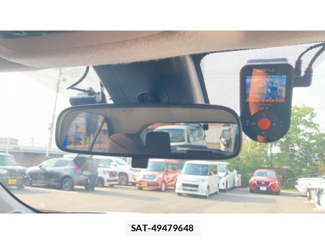 Toyota YARIS CROSS 2021-04 8102984-21