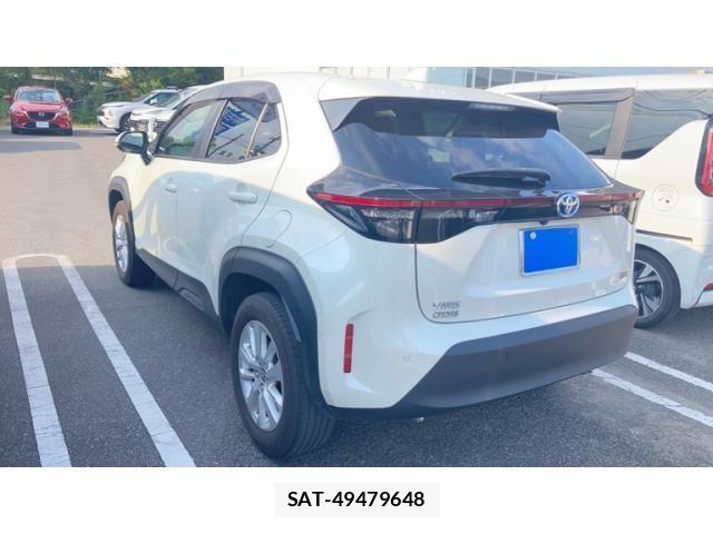 Toyota YARIS CROSS 2021-04 8102984-3