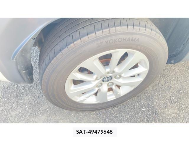 Toyota YARIS CROSS 2021-04 8102984-7