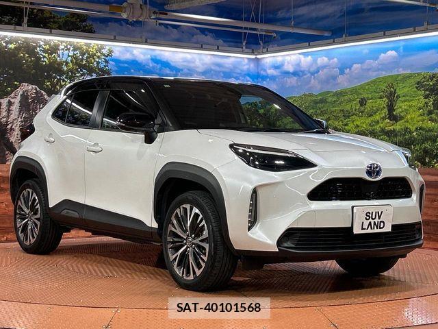 Toyota YARIS CROSS 2023-11 8102974-15