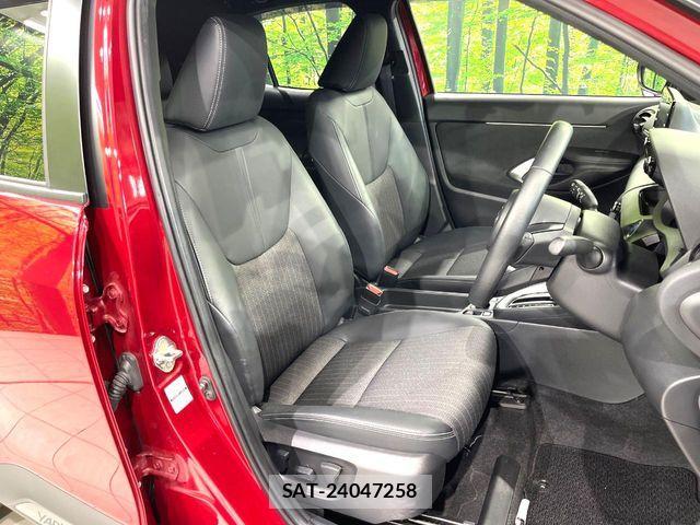 Toyota YARIS CROSS 2023-07 8102977-7