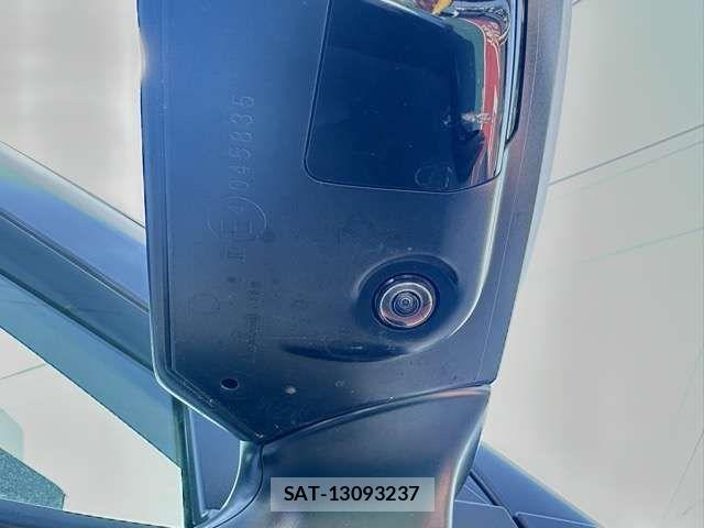 Toyota YARIS CROSS 2021-07 8102981-14
