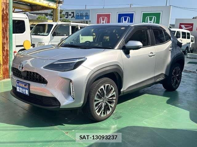 Toyota YARIS CROSS 2021-07 8102981-2