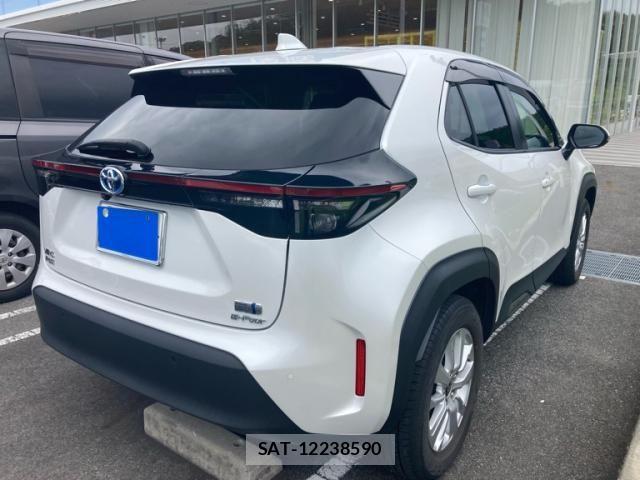 Toyota YARIS CROSS 2023-02 8102983-1