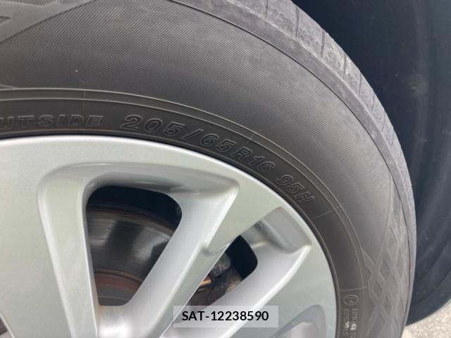 Toyota YARIS CROSS 2023-02 8102983-5