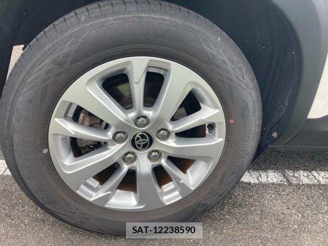 Toyota YARIS CROSS 2023-02 8102983-6