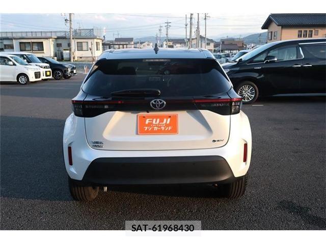 Toyota YARIS CROSS 2025-10 8133180-16