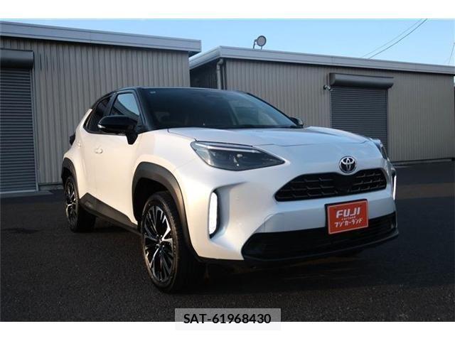 Toyota YARIS CROSS 2025-10 8133180-17