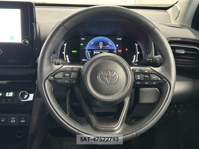 Toyota YARIS CROSS 2024-06 8133184-14