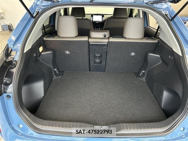 Toyota YARIS CROSS 2024-06 8133184-26