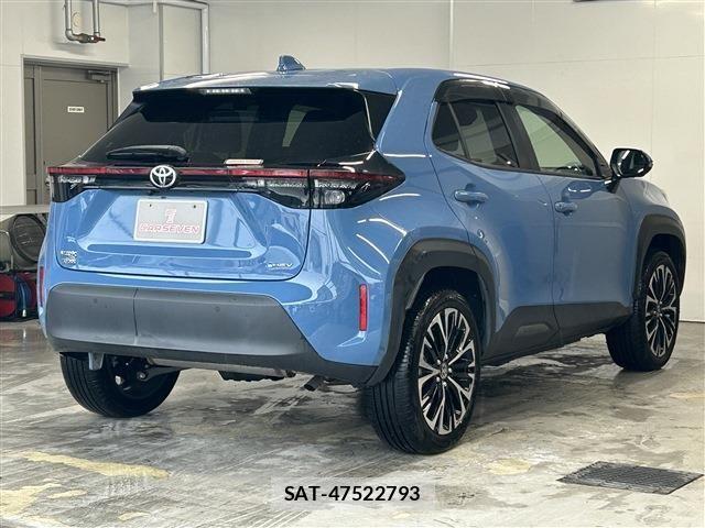 Toyota YARIS CROSS 2024-06 8133184-4