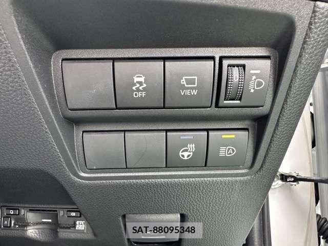 Toyota YARIS CROSS 2025-08 8133182-13