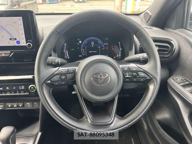 Toyota YARIS CROSS 2025-08 8133182-7