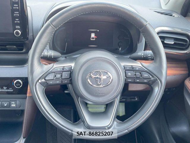 Toyota YARIS CROSS 2021-08 8133185-10