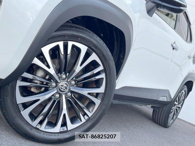 Toyota YARIS CROSS 2021-08 8133185-12