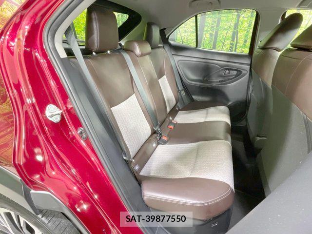 Toyota YARIS CROSS 2021-12 8133188-9