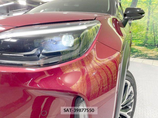 Toyota YARIS CROSS 2021-12 8133188-11