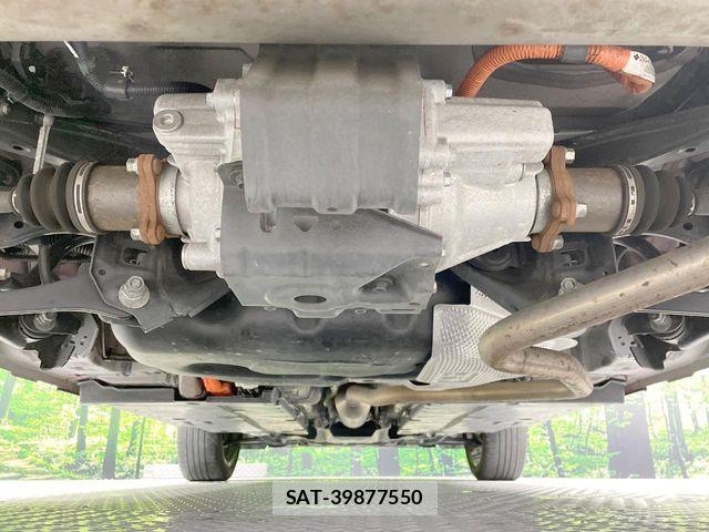 Toyota YARIS CROSS 2021-12 8133188-19
