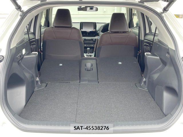Toyota YARIS CROSS 2021-11 8133186-9