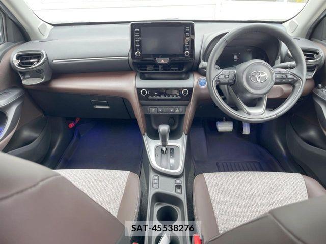 Toyota YARIS CROSS 2021-11 8133186-1