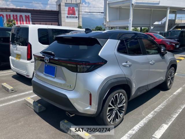 Toyota YARIS CROSS 2021-02 8133187-3