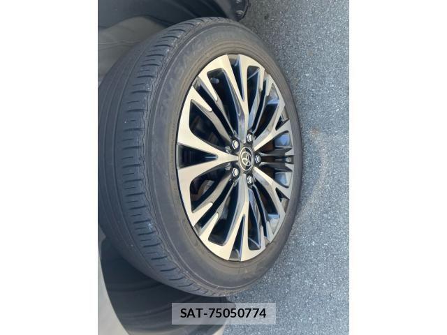 Toyota YARIS CROSS 2021-02 8133187-6