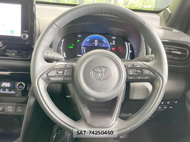 Toyota YARIS CROSS 2024-04 8133183-11