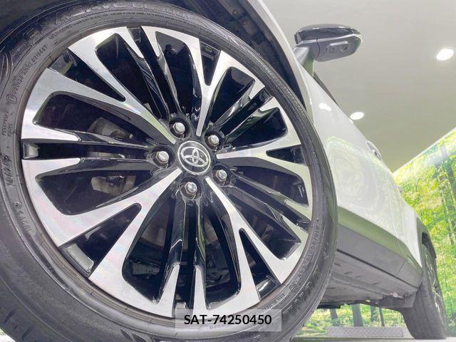 Toyota YARIS CROSS 2024-04 8133183-13