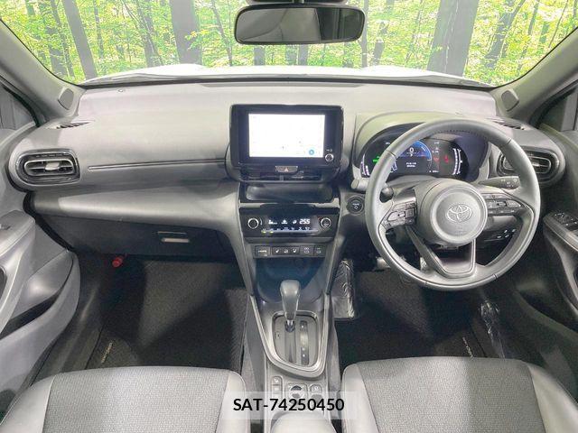 Toyota YARIS CROSS 2024-04 8133183-1